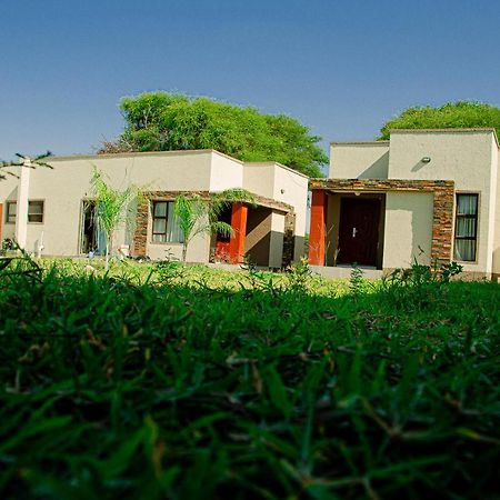 Nexovant Furnished Apartments Maun Esterno foto